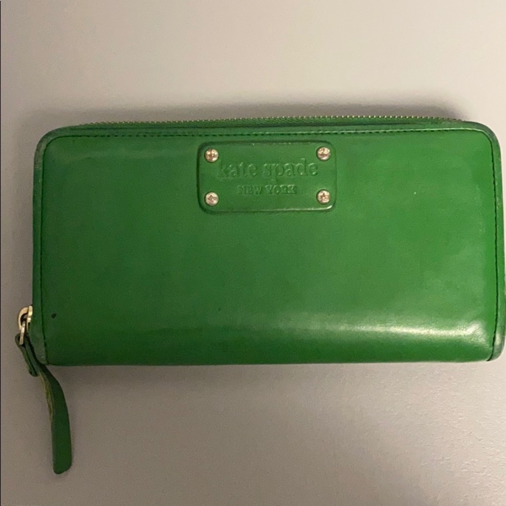 Kate spade NY wallet!!!💚